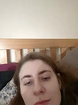 hotwetvix online show from November 20, 2025, 9:20 am