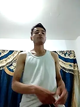 noah77  online show from November 20, 2025, 1:11 pm