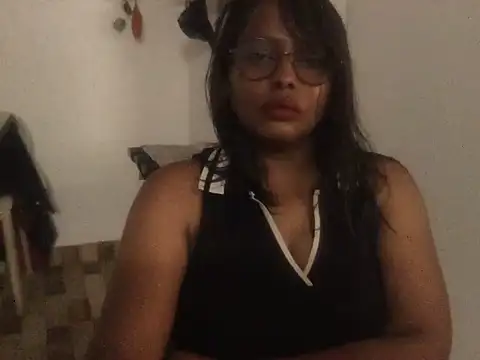 raveena hot online show from June 26, 2026, 5:12 am