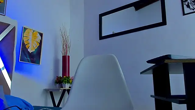   Miguel7w7 online show from December 15, 2025, 3:38 pm