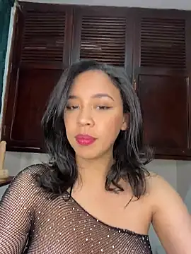 Esmerald 1111 online show from March 19, 2026, 10:08 am