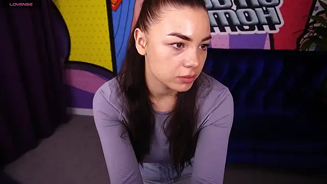 Snapshot of AnacondaDior chatting on November 18, 2025, 7:35 am AnacondaDior online show from November 18, 2025, 7:35 am