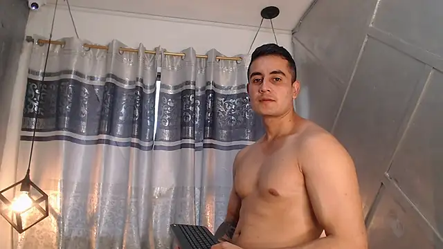 erick garcia1 online show from November 20, 2025, 6:40 pm