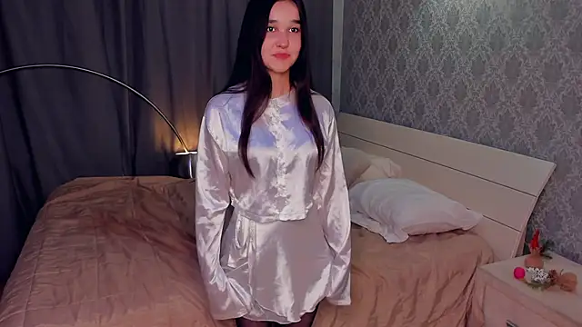 MeliaMelchiori online show from December 16, 2025, 10:26 pm