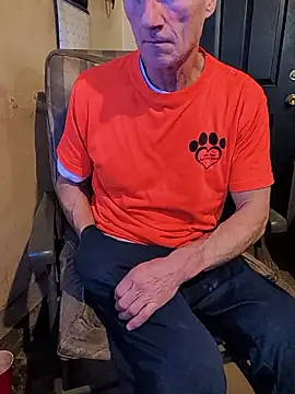 davedonny093 online show from January 12, 2026, 2:17 am