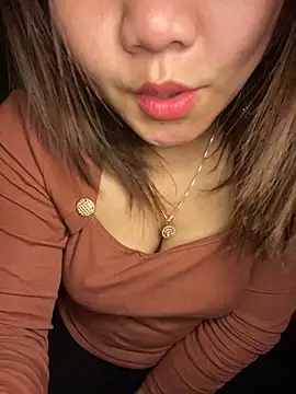 Sunset-yll online show from February 9, 2026, 10:25 pm