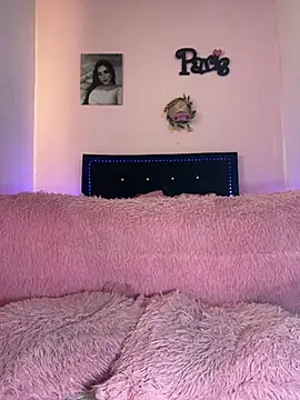 Snapshot of Valery_prinss chatting on February 28, 2026, 12:11 am Valery prinss online show from February 28, 2026, 12:11 am