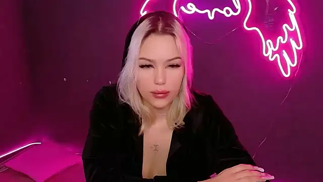  shy angel online show from November 18, 2025, 12:31 pm