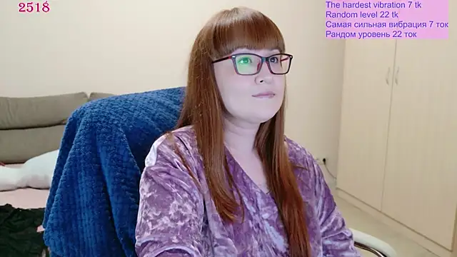 Foxy-lady online show from May 26, 2026, 6:59 pm