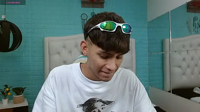 DraxBlade09 online show from March 26, 2026, 7:41 pm