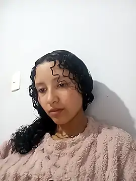 pettymoon1 online show from January 6, 2026, 1:31 am