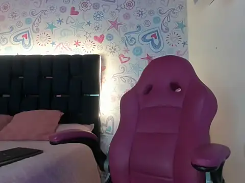 ISA RIVAS online show from November 27, 2025, 12:07 pm