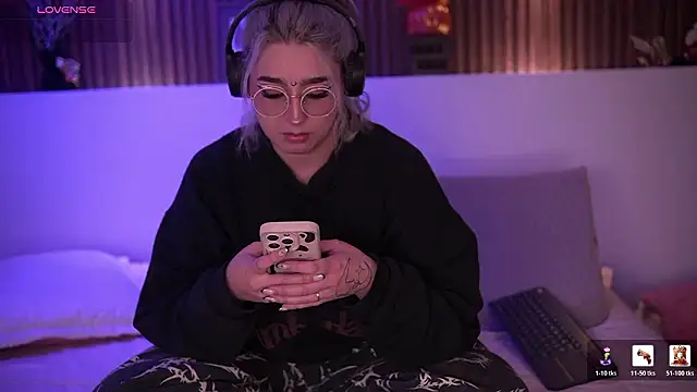 GabyRose9 online show from February 5, 2026, 8:46 pm