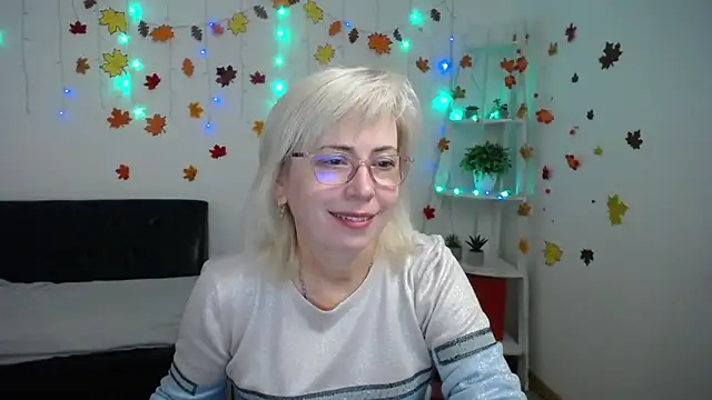 LaurenWishy online show from November 30, 2025, 6:06 am