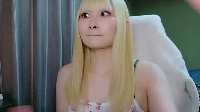 miyu0003 online show from December 21, 2025, 2:13 pm