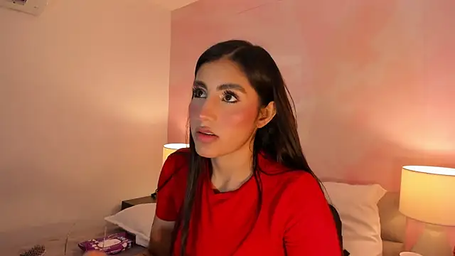 Snapshot of IsabelaStefano chatting on June 6, 2026, 3:22 am IsabelaStefano online show from June 6, 2026, 3:22 am