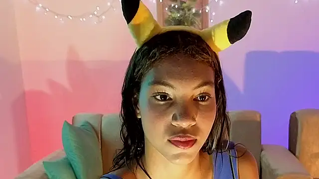 ginebra-n18 online show from December 14, 2025, 6:34 pm