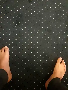 Snapshot of ali09800 chatting on April 4, 2026, 7:39 am ali09800 online show from April 4, 2026, 7:39 am