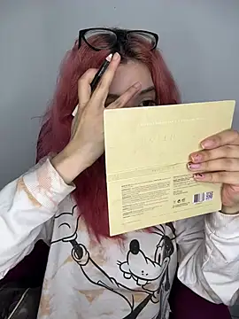 Valen-Foxx1 online show from April 12, 2026, 5:45 am