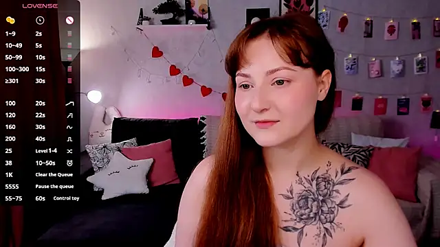 Snapshot of velvet_cherry_ chatting on July 11, 2026, 8:50 am velvet cherry online show from July 11, 2026, 8:50 am