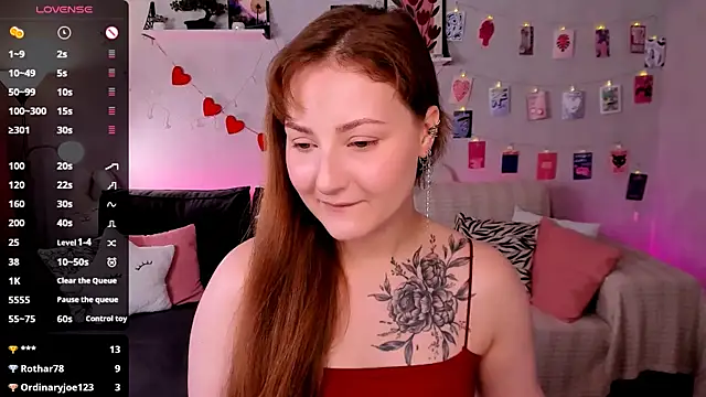 Snapshot of velvet_cherry_ chatting on July 16, 2026, 9:04 am velvet cherry online show from July 16, 2026, 9:04 am
