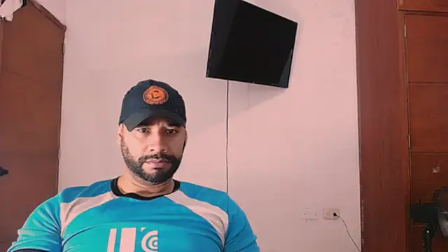 musclehetero online show from January 13, 2026, 12:54 pm