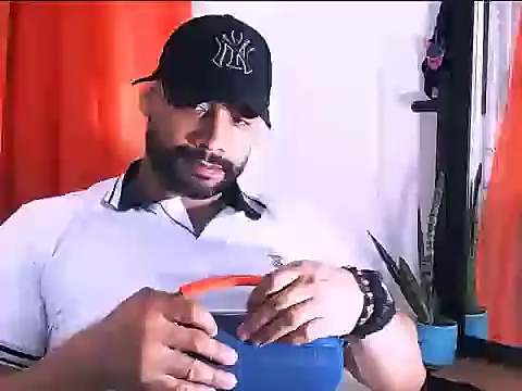 musclehetero online show from May 30, 2026, 11:07 am