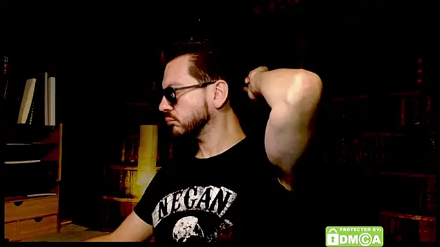 justshutupandwatch online show from December 17, 2025, 9:21 pm