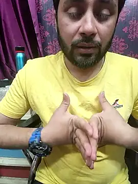 Cute Lucky online show from February 17, 2026, 8:15 pm