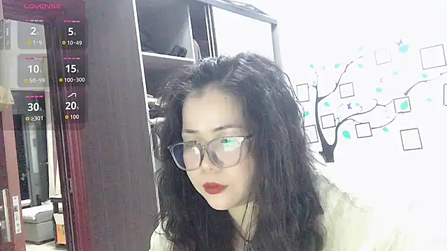 Snapshot of Huahua3187 chatting on November 29, 2025, 11:57 am Huahua3187 online show from November 29, 2025, 11:57 am