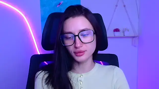 Stella XO online show from December 21, 2025, 6:31 am