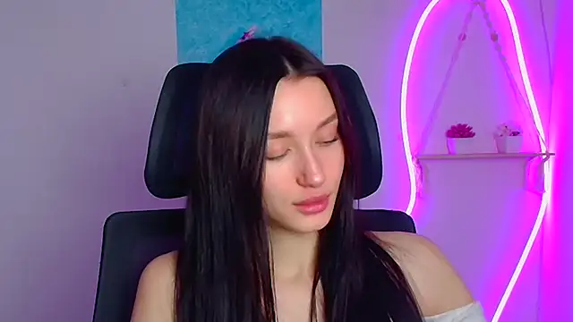 Stella XO online show from March 17, 2026, 6:28 am