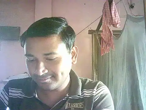 handsome12345  online show from January 12, 2026, 2:28 am