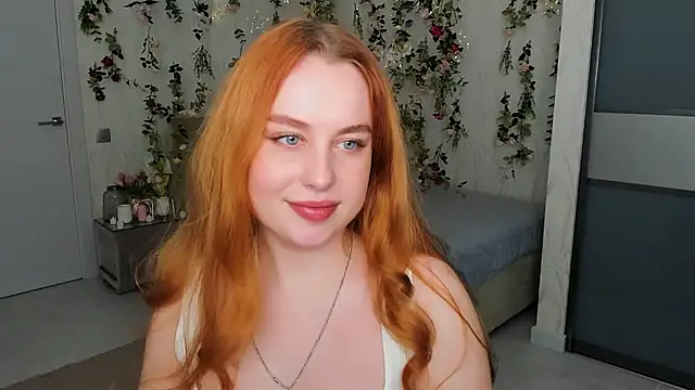 AirySilhouette online show from December 3, 2025, 10:02 am