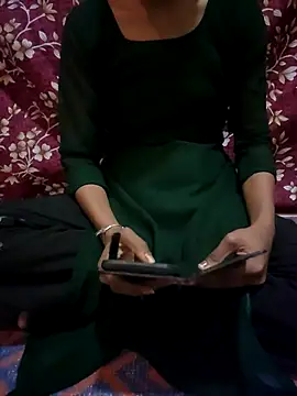 Snapshot of Ranu_namulkar chatting on November 20, 2025, 1:00 pm Ranu namulkar online show from November 20, 2025, 1:00 pm