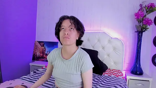 Snapshot of CoralAndOcean_ chatting on November 27, 2025, 12:29 pm CoralAndOcean online show from November 27, 2025, 12:29 pm