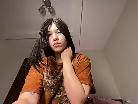 Snapshot of your_heaven chatting on February 2, 2026, 7:01 pm your heaven online show from February 2, 2026, 7:01 pm