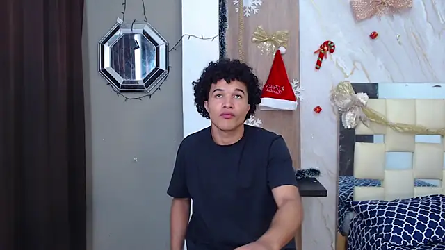 sweett love  online show from January 8, 2026, 3:42 am