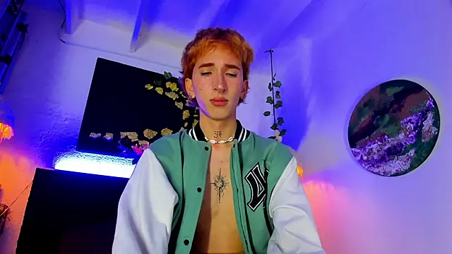 Shadow claw online show from November 20, 2025, 7:57 pm