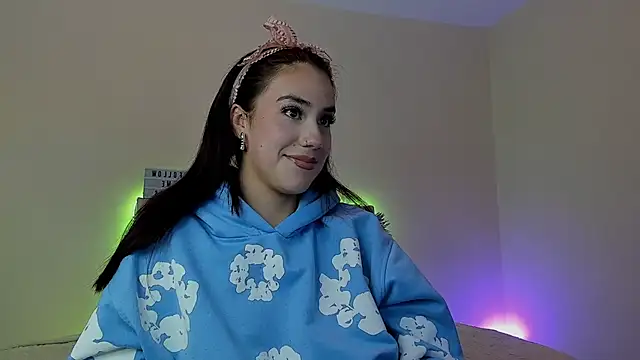 stanandrose  online show from February 19, 2026, 5:03 am