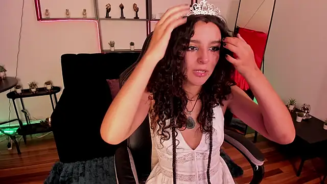 Snapshot of gummo_ chatting on February 13, 2026, 8:05 pm gummo online show from February 13, 2026, 8:05 pm