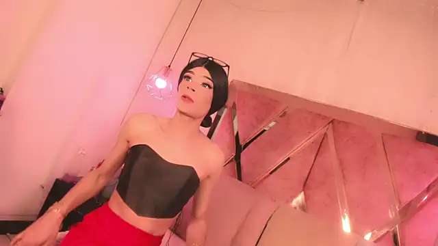 atenea taylor  online show from January 13, 2026, 1:33 am