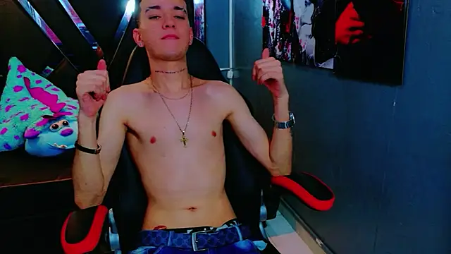 ErosWildBoy online show from December 4, 2025, 9:12 pm