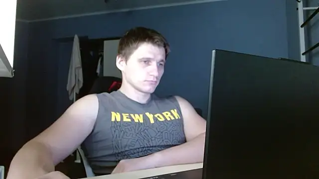 Poliglotjoe1 online show from February 15, 2026, 1:35 am