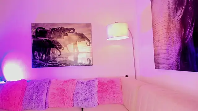 emmyheart7 online show from February 11, 2026, 3:44 am