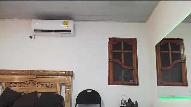 Snapshot of black_boy22_ chatting on November 27, 2025, 2:24 am black boy22 online show from November 27, 2025, 2:24 am