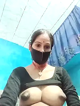 Snapshot of Nandani-758 chatting on May 20, 2026, 10:32 am Nandani-758 online show from May 20, 2026, 10:32 am