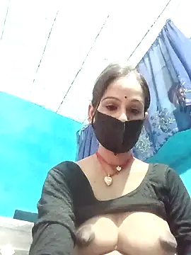 Snapshot of Nandani-758 chatting on May 24, 2026, 10:20 am Nandani-758 online show from May 24, 2026, 10:20 am
