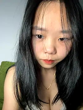 Kiee-lee online show from November 27, 2025, 2:19 pm