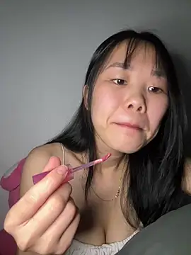 Kiee-lee online show from December 20, 2025, 4:36 pm